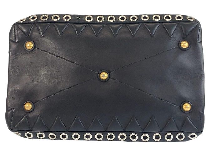 Sac cabas Miu Miu Biker en cuir perforé - vue 10