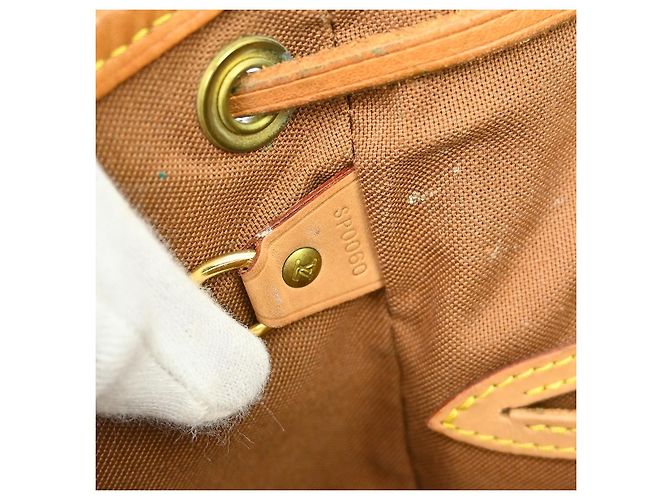 Louis Vuitton Vintage Montsouris Monogram Canvas MM - vue 5