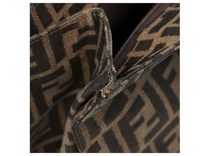 Fendi Zucca Tote Bag Schultertasche aus braunem Canvas und Leder - Ansicht 8