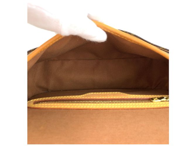 Louis Vuitton Monogram Sologne Shoulder Bag - view 9