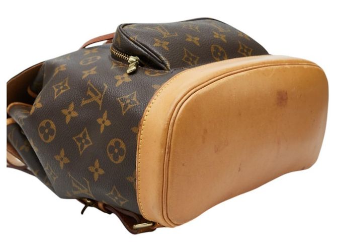 Mochila Louis Vuitton Monogram Montsouris MM - vista 5