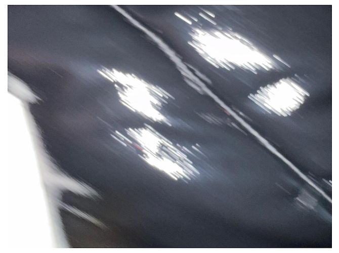 Colete acolchoado Balmain com cinto de couro envernizado e couro em preto e branco - vista 15