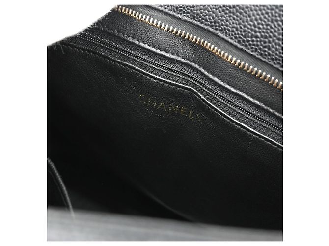Chanel Medallion Quilted Caviar - vista 4