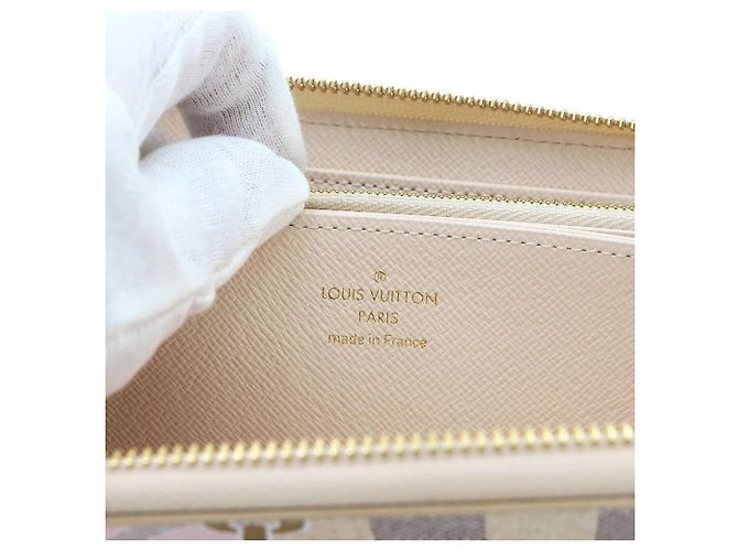 Louis Vuitton Damier Azur Nautical Zippy Wallet - view 9