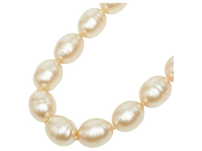 Chanel Vintage Halskette mit T-Verschluss - Ansicht 3