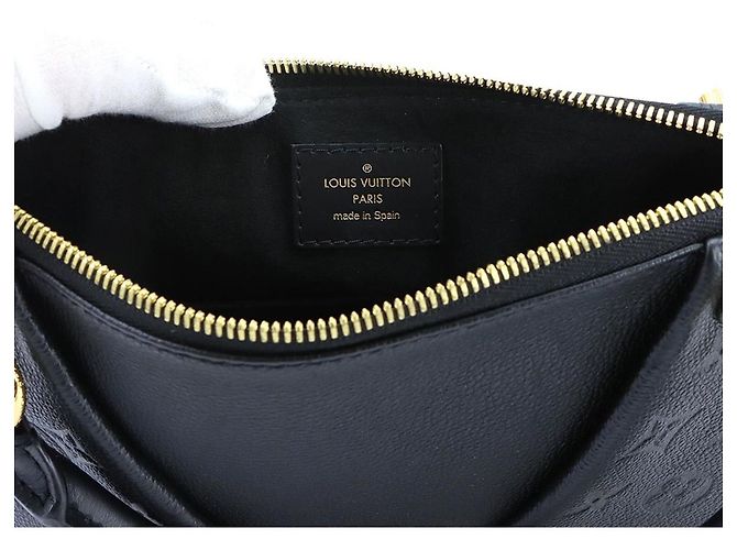 Borsa Louis Vuitton Monogram Empreinte V Tote BB - vista 9