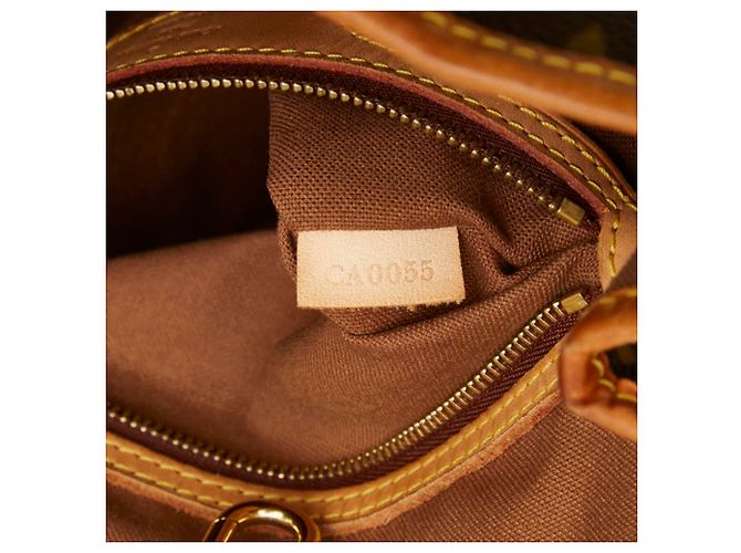 Louis Vuitton Monogram Batignolles Vertical Tote Bag - view 14