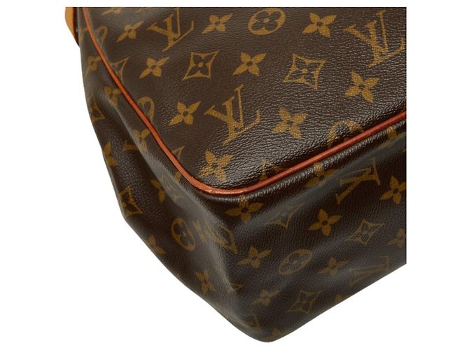 Louis Vuitton Monogram Batignolles Vertical Tote Bag - view 5