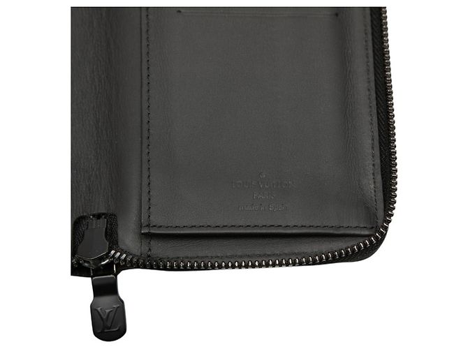 Louis Vuitton Monogram Shadow Zippy Wallet - view 5