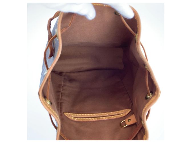 Mochila Louis Vuitton Monogram Montsouris MM - vista 9