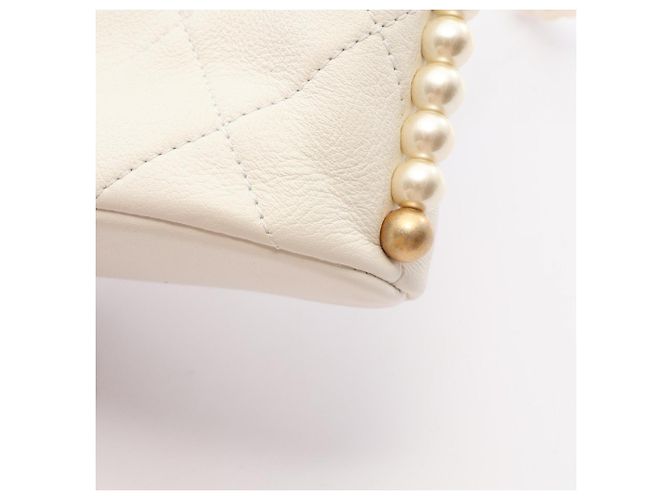 Sac à épaule Chanel Matelassé avec fausses perles - vue 7
