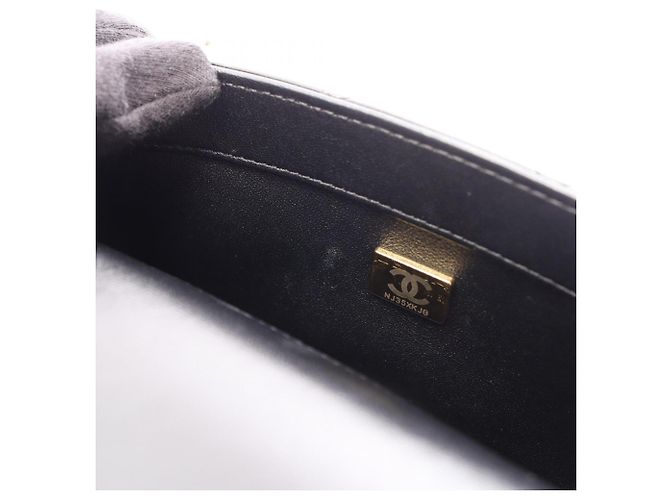 Chanel Matelassé Schultertasche mit oberem Griff - Ansicht 6
