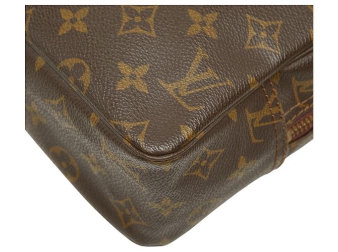 Louis Vuitton Monogram Trousse Toilette 28 Clutch Bag - vista 4