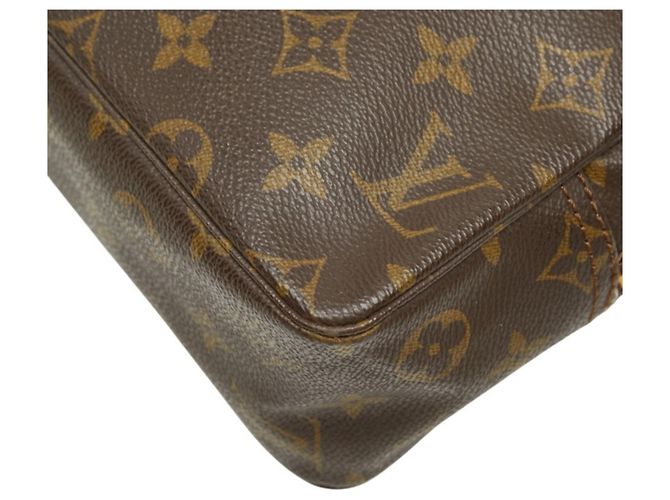 Louis Vuitton Monogram Trousse Toilette 28 Clutch Bag - vista 6