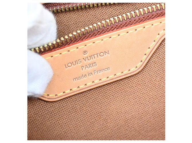 Louis Vuitton Batignolles Monogram Canvas Horizontal - view 4