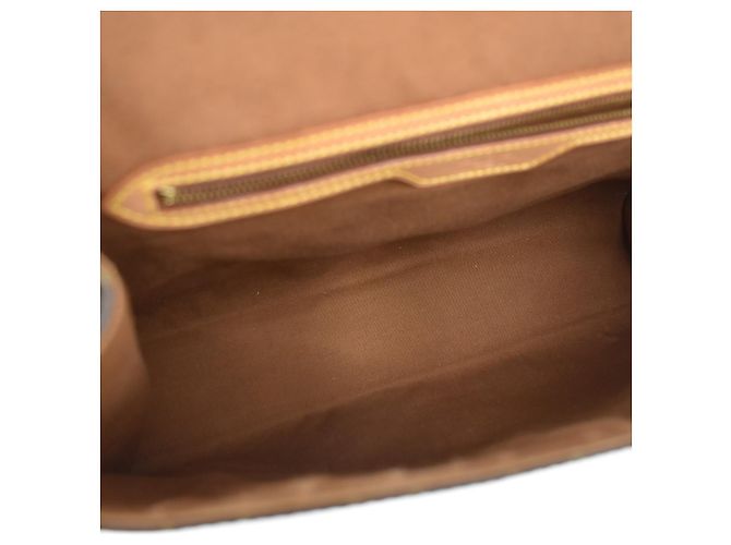 Louis Vuitton Beverly Monogram Canvas MM - vista 5