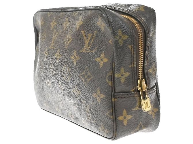 Louis Vuitton Trousse Toiletry Monogram Canvas 23 - vue 4