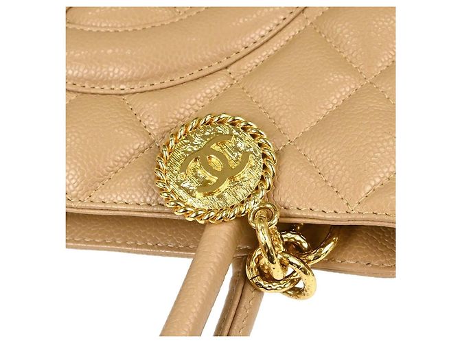 Chanel Medallion Quilted Caviar - vista 6