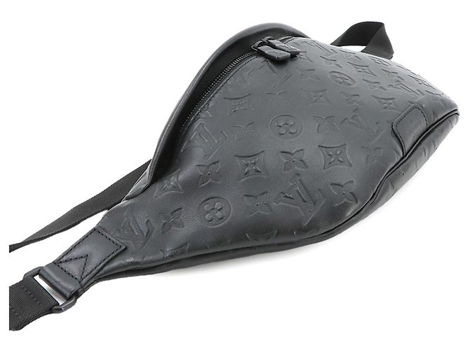 Louis Vuitton Monogram Shadow Discovery Bumbag PM - vista 5