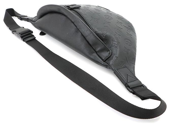 Louis Vuitton Monogram Shadow Discovery Bumbag PM - vista 6