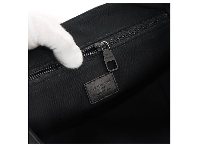 Borsa a tracolla Louis Vuitton Monogram Taurillon - vista 8