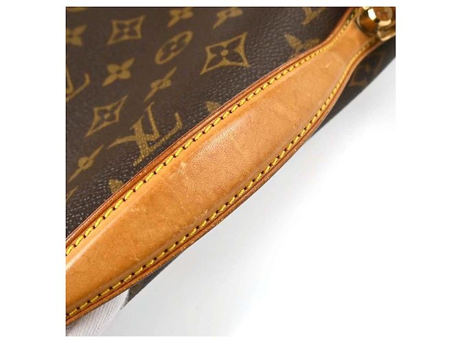 Louis Vuitton Ivy Monogram Canvas - vue 6