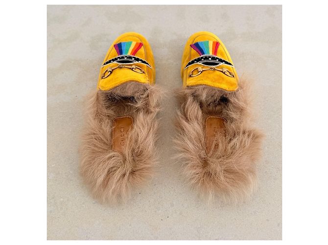 Gucci Princetown Mules in velluto ricamate UFO - vista 4