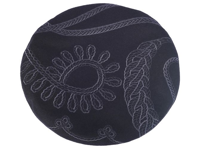 Hermès Saint-Honoré en Finesse Black Wool Beret - view 6
