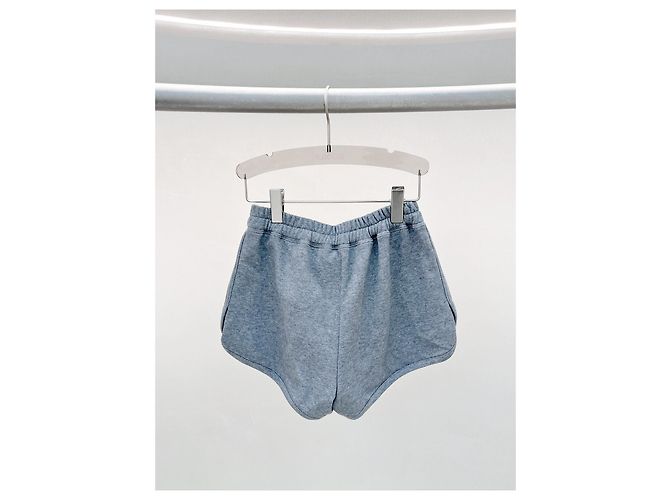 Louis Vuitton Sportshorts aus Baumwolle in Grau - Ansicht 2