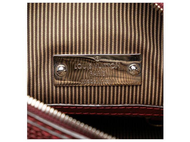 Bolso Satchel Vertical para Documentos Louis Vuitton Bequia en Cuero Rojo - vista 7