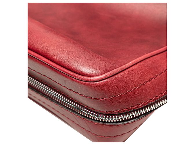 Bolso Satchel Vertical para Documentos Louis Vuitton Bequia en Cuero Rojo - vista 8