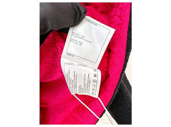 Chanel Tweed Jacke Schwarz Kurzgröße 36 - Ansicht 7
