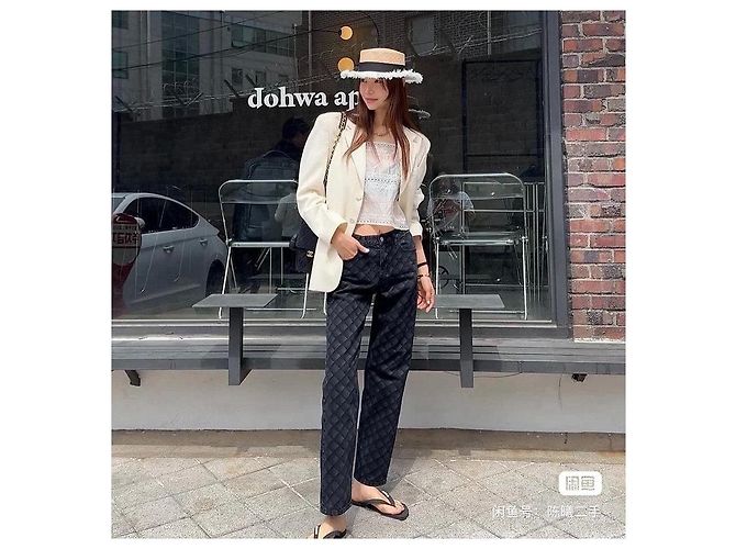 Jeans Chanel 22B Navy em denim - vista 8