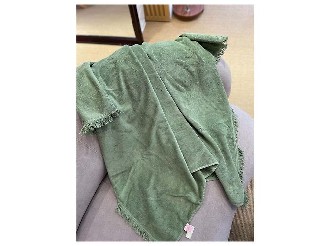 Sciarpa Hermès in cashmere verde - vista 3