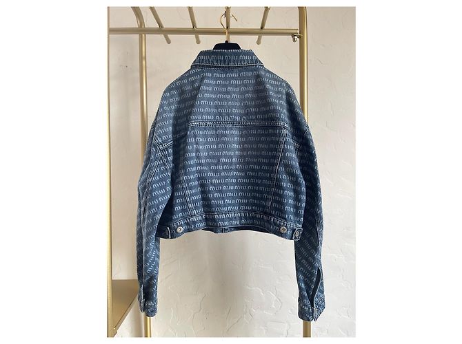Jaqueta denim Miu Miu com logo all-over azul - vista 2