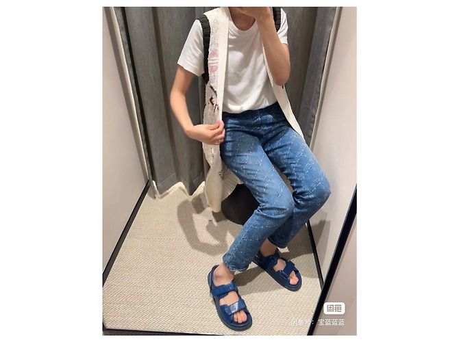 Chanel Jeans Blau Denim mit Schneeflocken Steppmuster - Ansicht 8