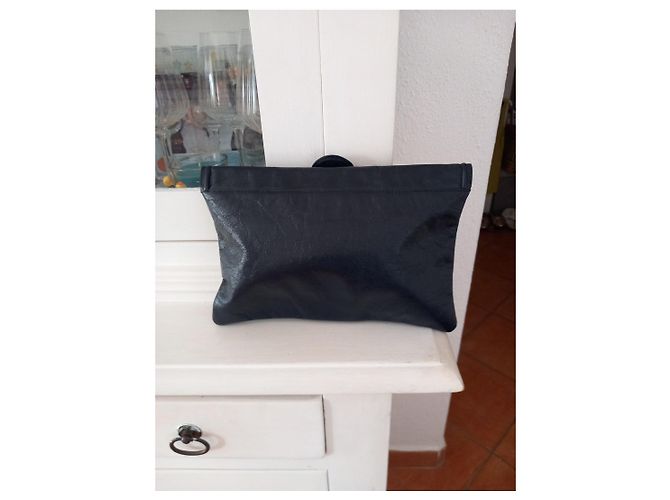 Pochette Fendi de piel azul - vista 2