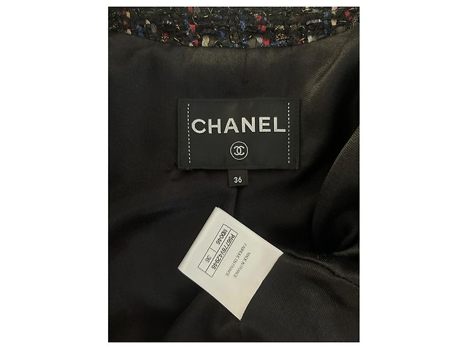 Chanel 17A Tweed Jacke Beige - Ansicht 3