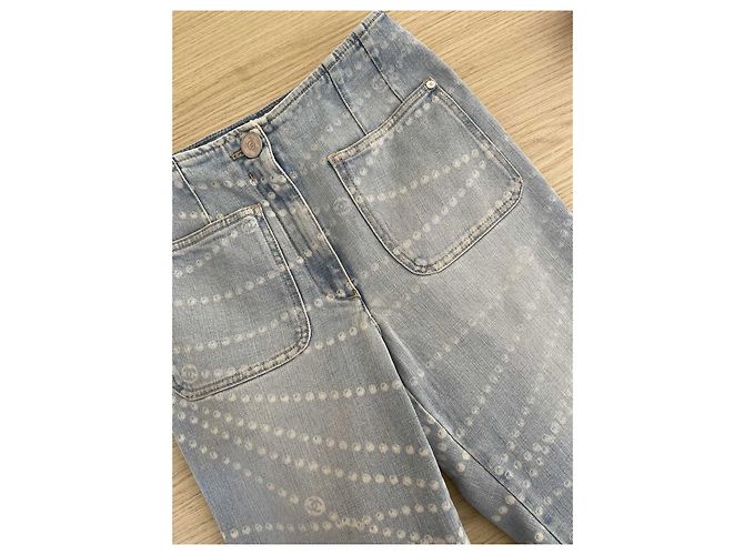 Chanel 25P Jeans aus blauem Denim mit Perlen - Ansicht 4