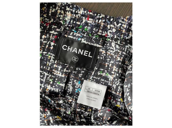 Giacca Chanel 20C in tweed nero - vista 3