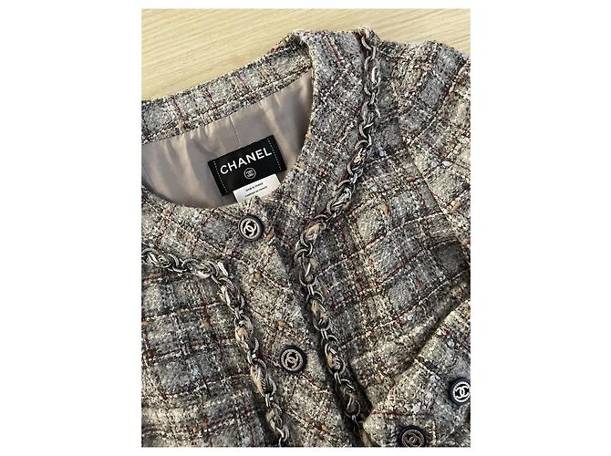 Chanel Edinburgh Mantel aus grauem Karotweed - Ansicht 4