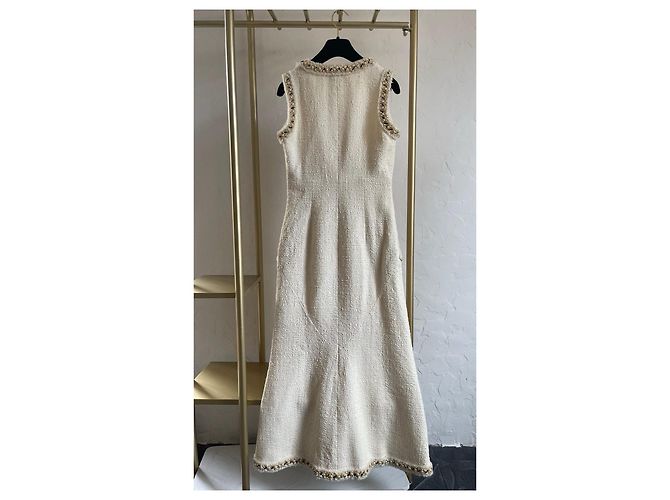 Vestido Chanel Metropolis de tweed ecru - vista 2