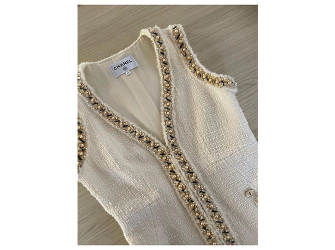 Vestido Chanel Metropolis de tweed ecru - vista 4
