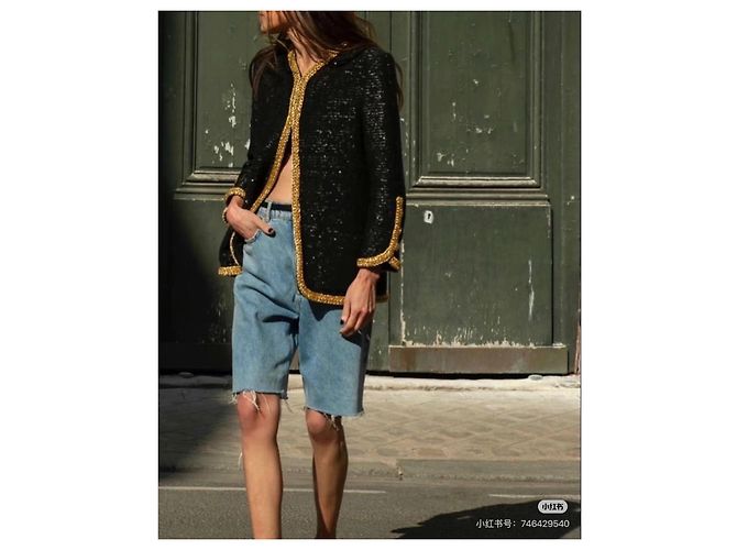 Giacca Chanel 22S con Paillettes Nera e Oro - vista 8