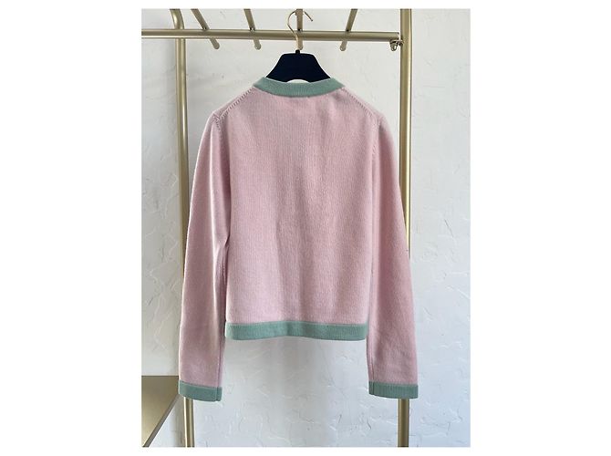 Chanel 24C Cardigã de cashmere rosa e verde - vista 2