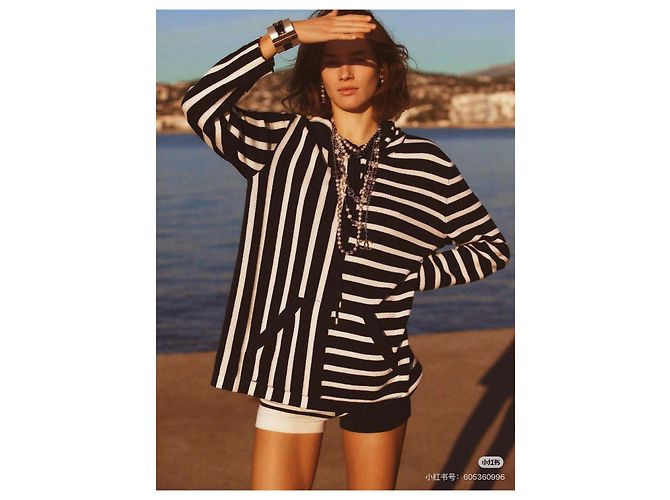 CHANEL 24S Felpa in cotone a righe bianche e nere - vista 6