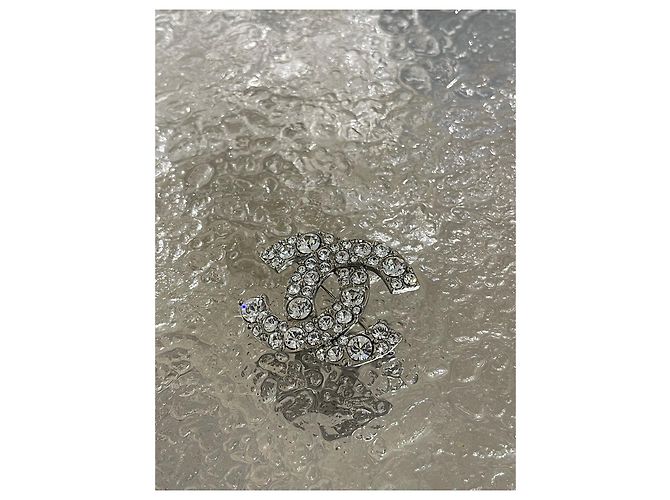 CHANEL Pines y Broches - vista 2