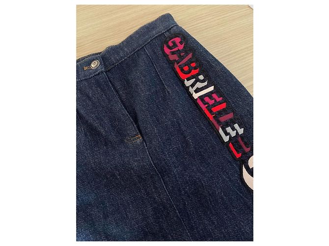 Falda de denim negra Chanel con estampado de logo Talla 38 - vista 4