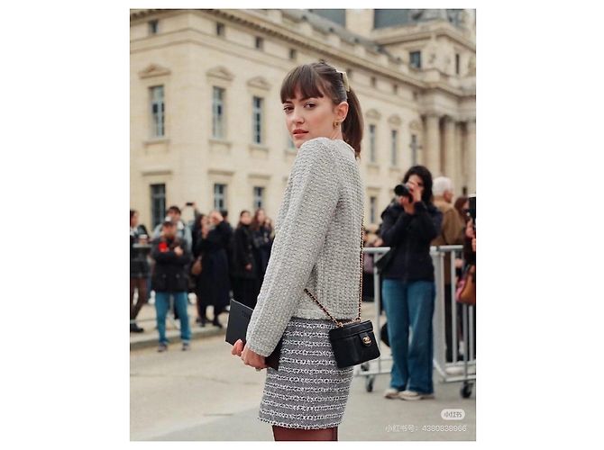 Chanel 24P Gestreifter Glitzerrock Grau - Ansicht 8