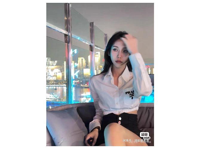 Camicia Prada Bianca in Cotone con Logo Floccato - vista 5